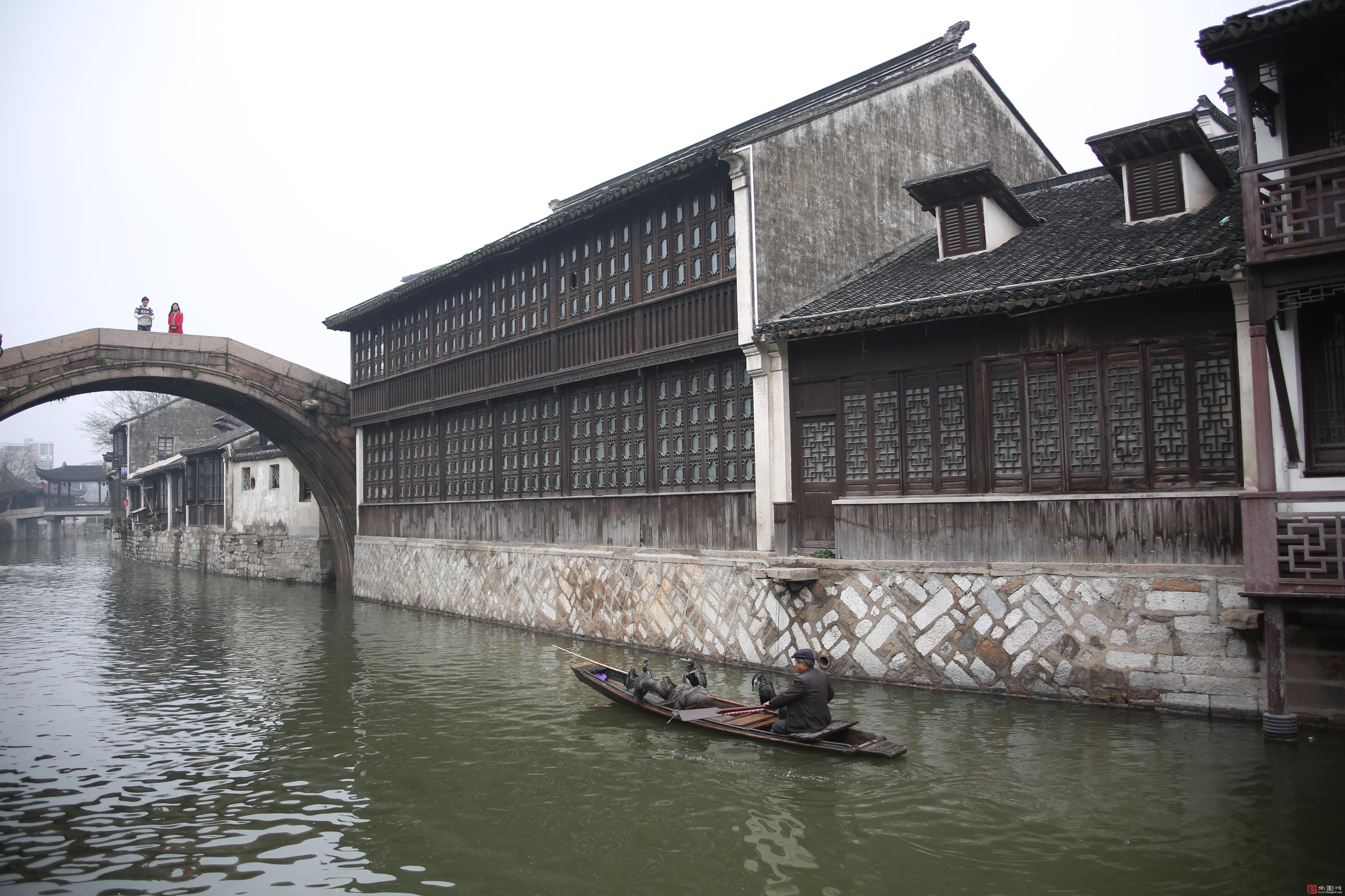 江南水乡所处的长江三角洲和太湖水网地区,气候